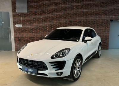 Фото Porsche Macan