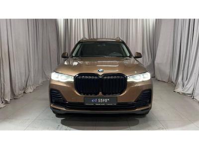 Фото BMW X7