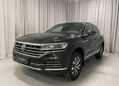 Фото Volkswagen Touareg