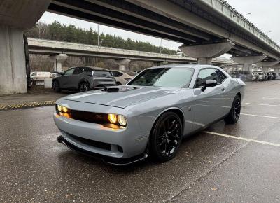 Фото Dodge Challenger