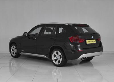 Фото BMW X1