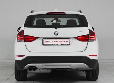 Фото BMW X1