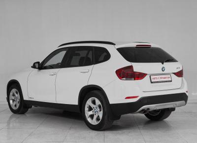 Фото BMW X1