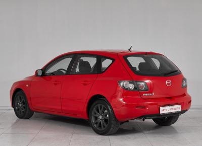 Фото Mazda 3