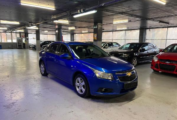 Chevrolet Cruze, 2011 год выпуска с двигателем Бензин, 750 000 RUB в г. Москва