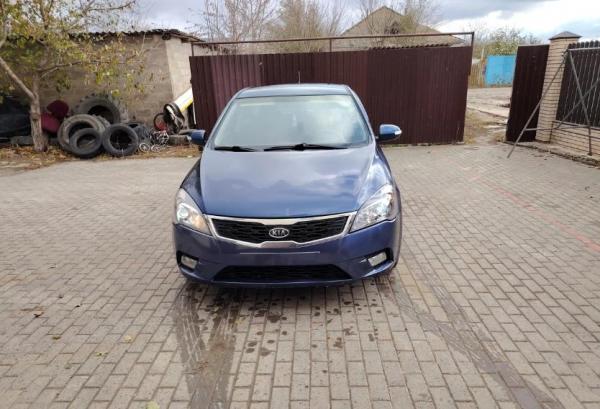 Kia Ceed, 2012 год выпуска с двигателем Бензин, 800 000 RUB в г. Волгоград