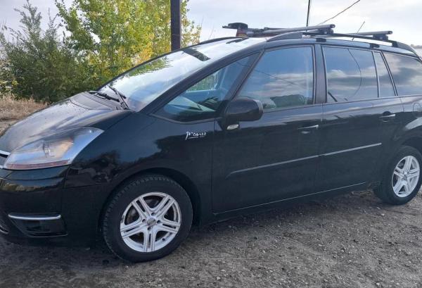 Citroen C4 Picasso, 2008 год выпуска с двигателем Дизель, 570 000 RUB в г. Саратов