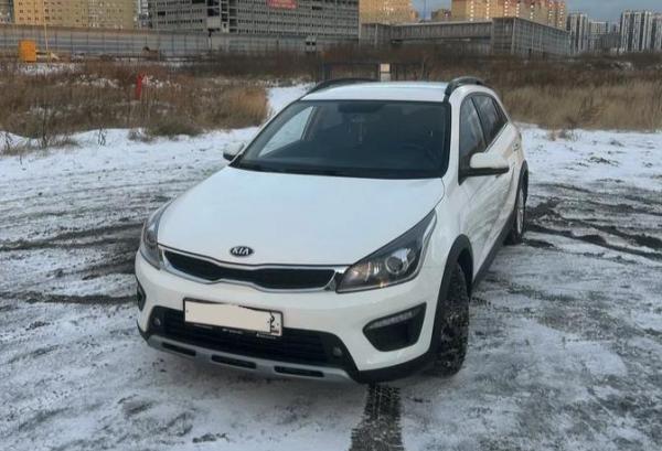 Kia Rio, 2018 год выпуска с двигателем Бензин, 1 750 000 RUB в г. Тюмень