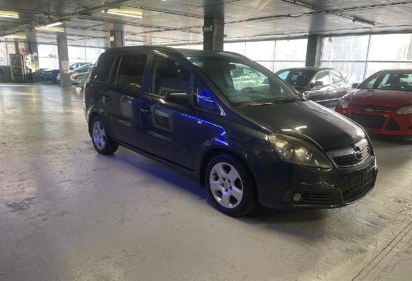 Opel Zafira, 2006 год выпуска с двигателем Бензин, 580 000 RUB в г. Москва