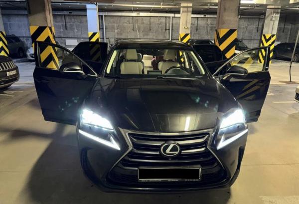 Lexus NX, 2015 год выпуска с двигателем Бензин, 3 500 000 RUB в г. Санкт-Петербург