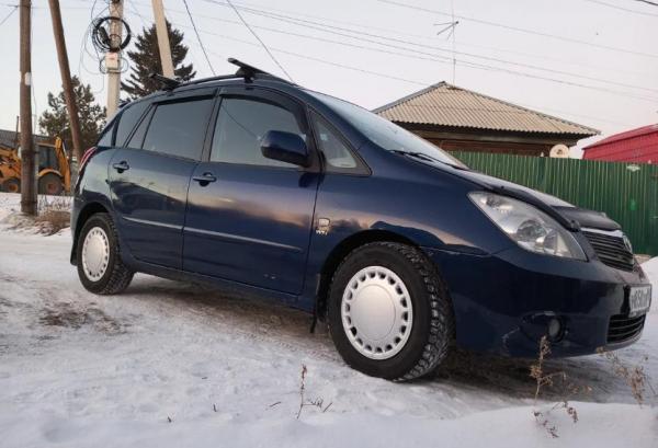 Toyota Corolla Verso, 2002 год выпуска с двигателем Бензин, 500 000 RUB в г. Новосибирск