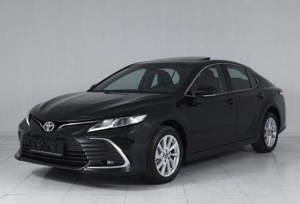 Toyota Camry, 2023 год выпуска с двигателем Бензин, 4 550 000 RUB в г. Москва