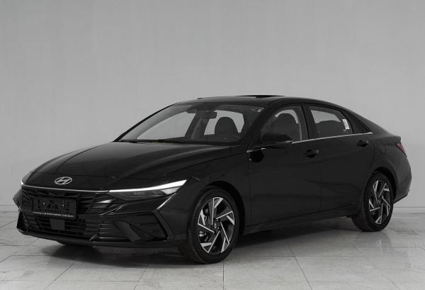 Hyundai Elantra, 2024 год выпуска с двигателем Бензин, 2 925 000 RUB в г. Москва