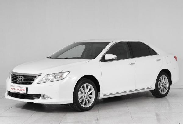 Toyota Camry, 2014 год выпуска с двигателем Бензин, 2 091 000 RUB в г. Москва