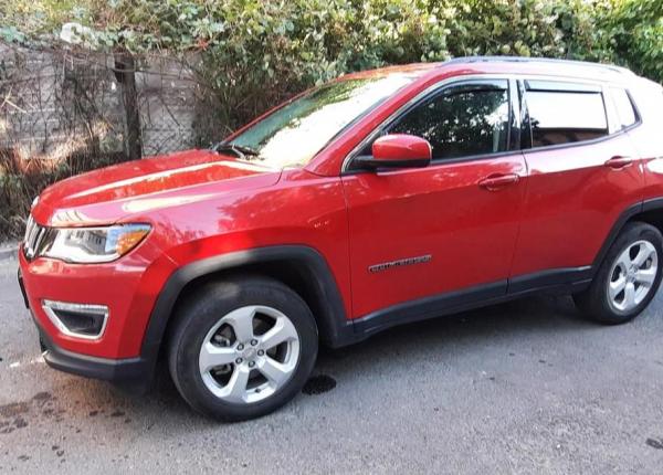 Jeep Compass, 2018 год выпуска с двигателем Бензин, 2 450 000 RUB в г. Москва