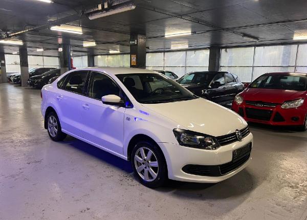 Volkswagen Polo, 2012 год выпуска с двигателем Бензин, 690 000 RUB в г. Москва