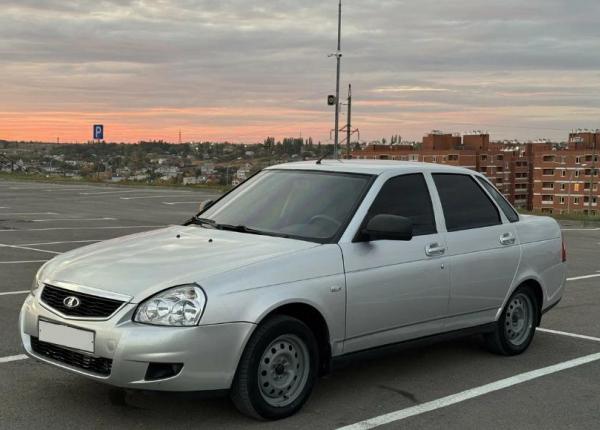 LADA (ВАЗ) Priora, 2010 год выпуска с двигателем Бензин, 520 000 RUB в г. Волгоград