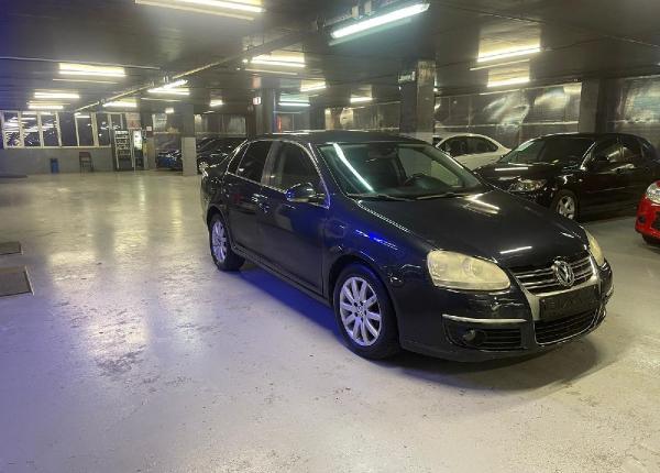 Volkswagen Jetta, 2008 год выпуска с двигателем Бензин, 580 000 RUB в г. Москва