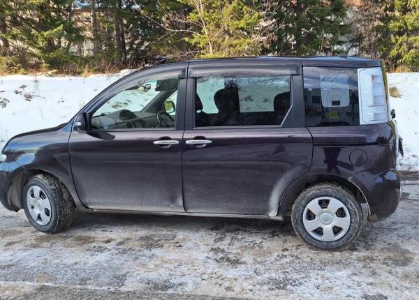 Toyota Sienta, 2013 год выпуска с двигателем Бензин, 1 050 000 RUB в г. Новосибирск