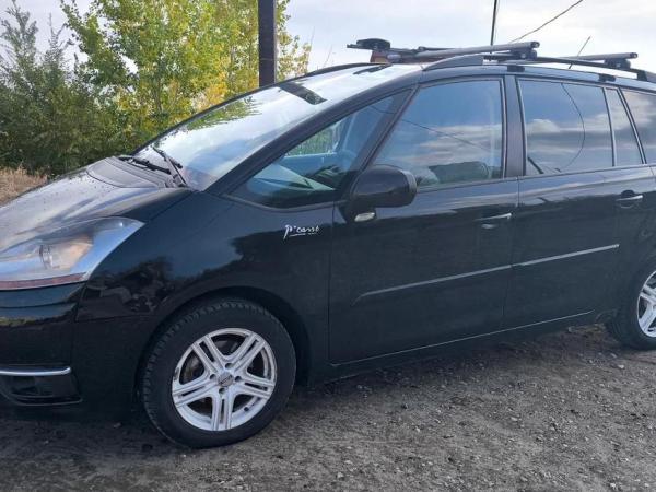 Citroen C4 Picasso, 2008 год выпуска с двигателем Дизель, 570 000 RUB в г. Саратов