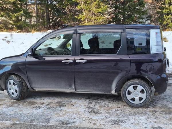 Toyota Sienta, 2013 год выпуска с двигателем Бензин, 1 050 000 RUB в г. Новосибирск