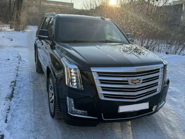 Cadillac Escalade, 2016 год выпуска с двигателем Бензин, 5 250 000 RUB в г. Новосибирск