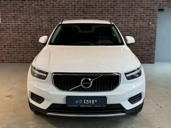 Volvo XC40, 2018 год выпуска с двигателем Бензин, 2 950 000 RUB в г. Москва