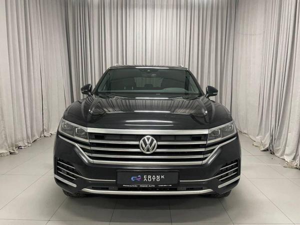 Volkswagen Touareg, 2020 год выпуска с двигателем Дизель, 4 050 000 RUB в г. Москва