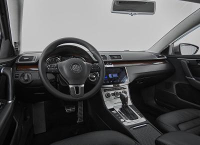 Фото Volkswagen Passat