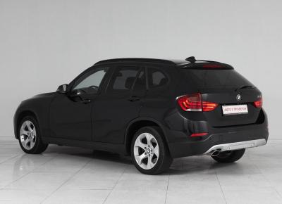 Фото BMW X1