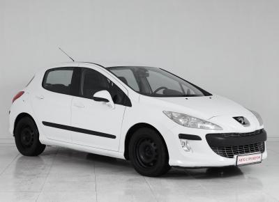 Фото Peugeot 308