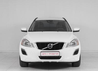 Фото Volvo XC60