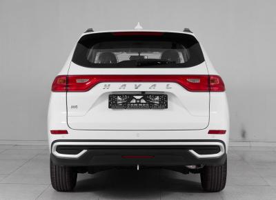 Фото Haval M6