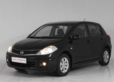 Фото Nissan Tiida