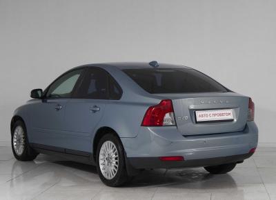 Фото Volvo S40