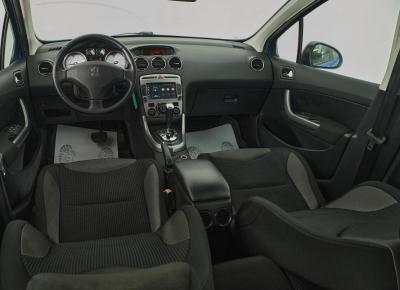 Фото Peugeot 308