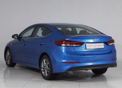 Фото Hyundai Elantra