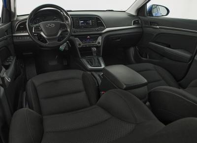 Фото Hyundai Elantra