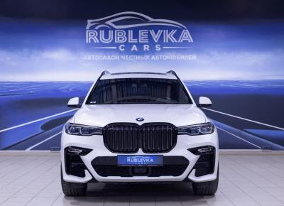 Фото BMW X7