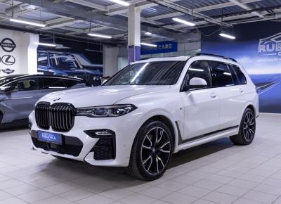 Фото BMW X7