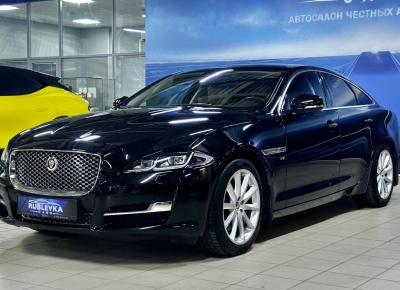 Фото Jaguar XJ