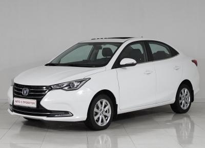 Фото Changan Alsvin