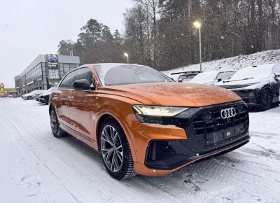 Фото Audi Q8