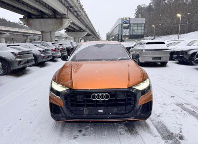 Фото Audi Q8