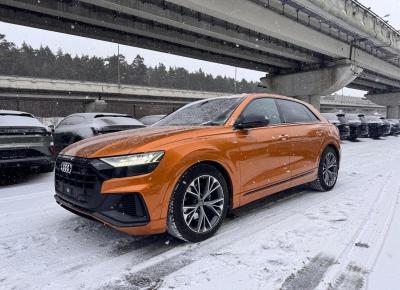 Фото Audi Q8