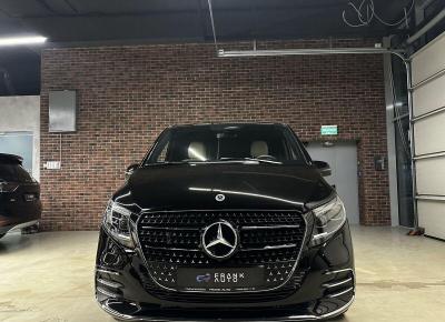 Фото Mercedes-Benz V-класс