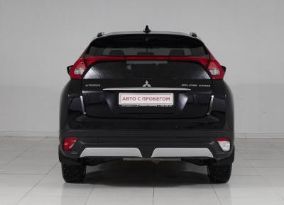 Фото Mitsubishi Eclipse Cross