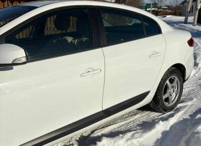 Фото Renault Fluence