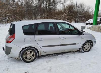 Фото Renault Scenic