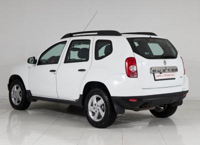 Фото Renault Duster